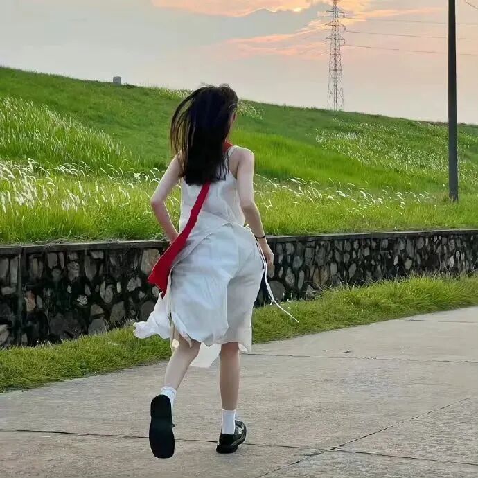 小清新不露脸女生头像