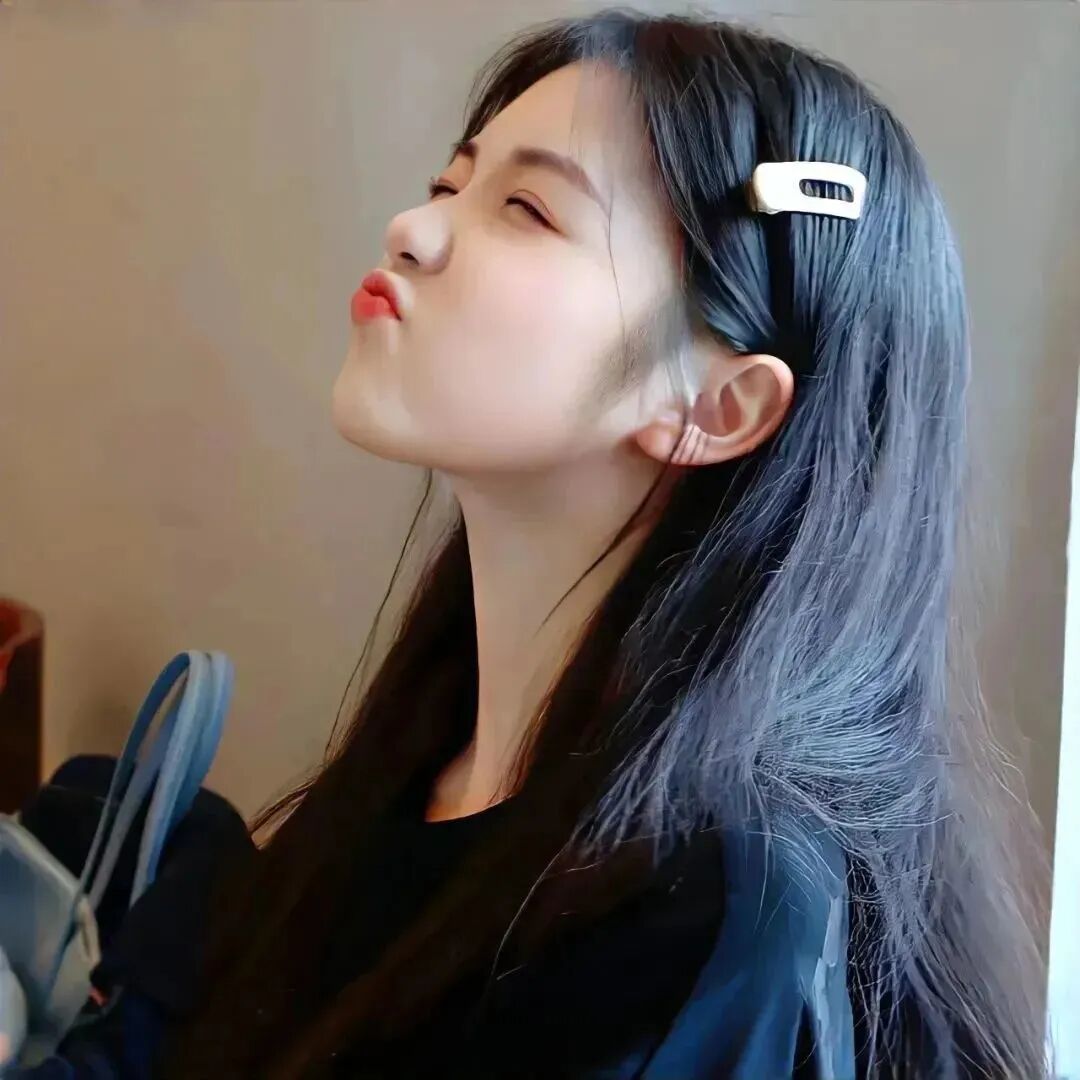 侧脸女生头像