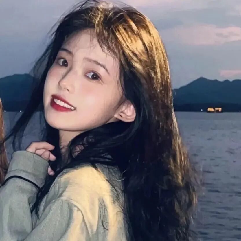 氛围感海边女生头像