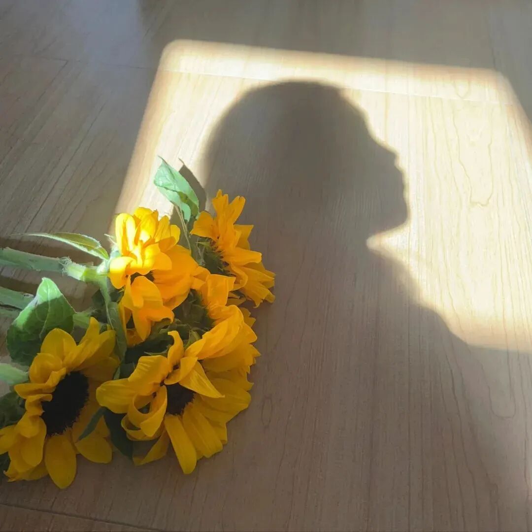 不露脸鲜花影子四人闺蜜头像真人闺蜜头像