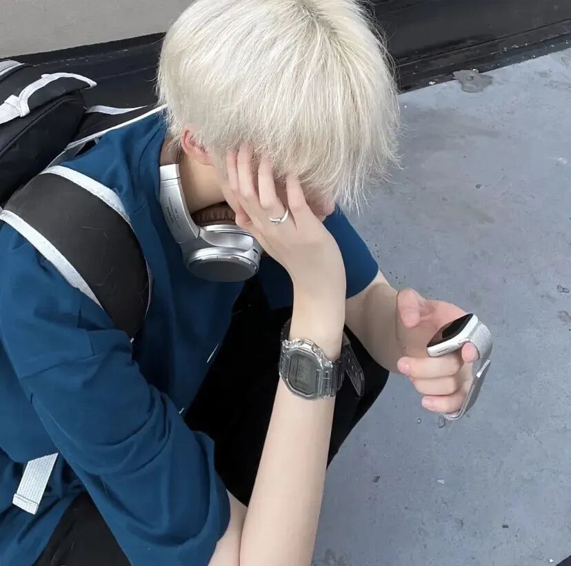 个性不露脸男生头像