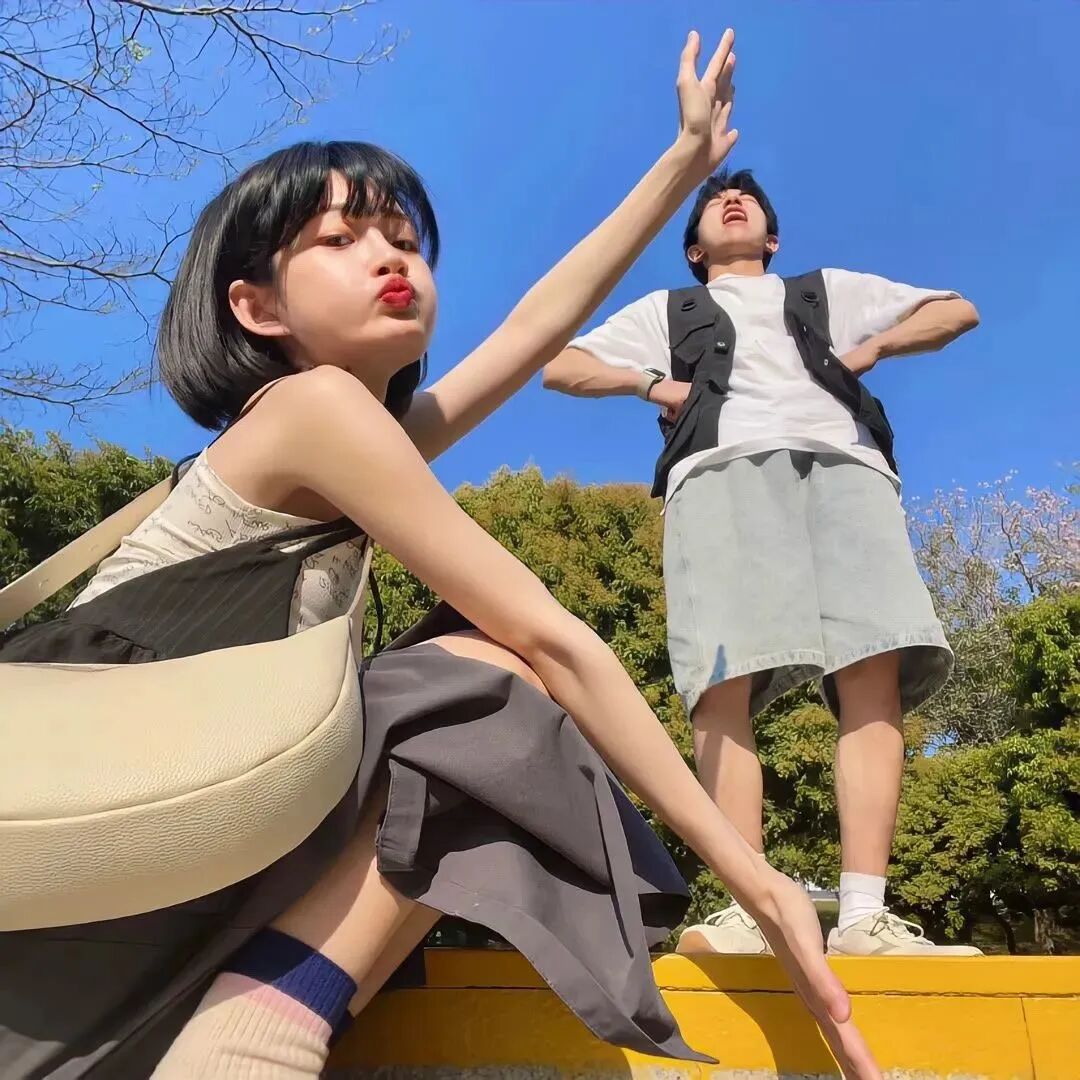 真人情侣头像