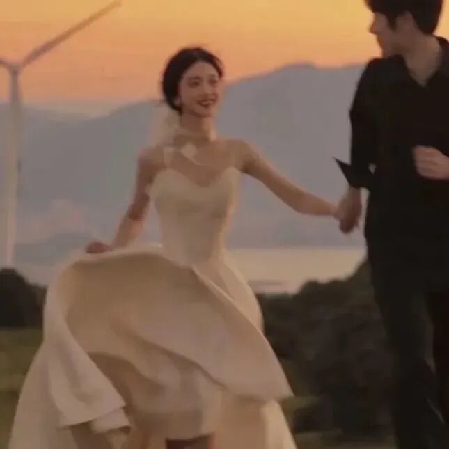 氛围感婚纱真人情侣头像