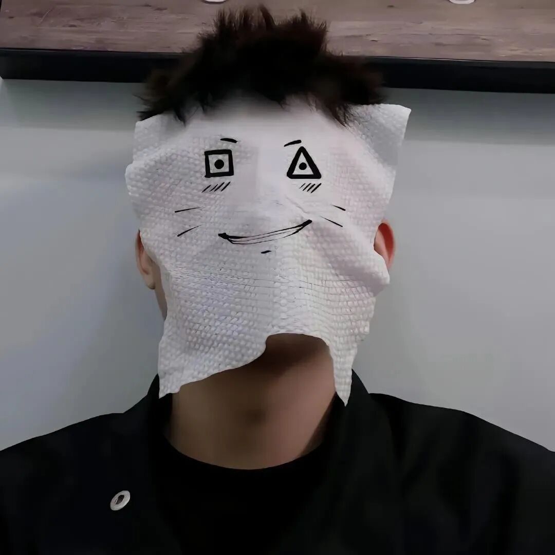 沙雕搞怪纸巾男生头像