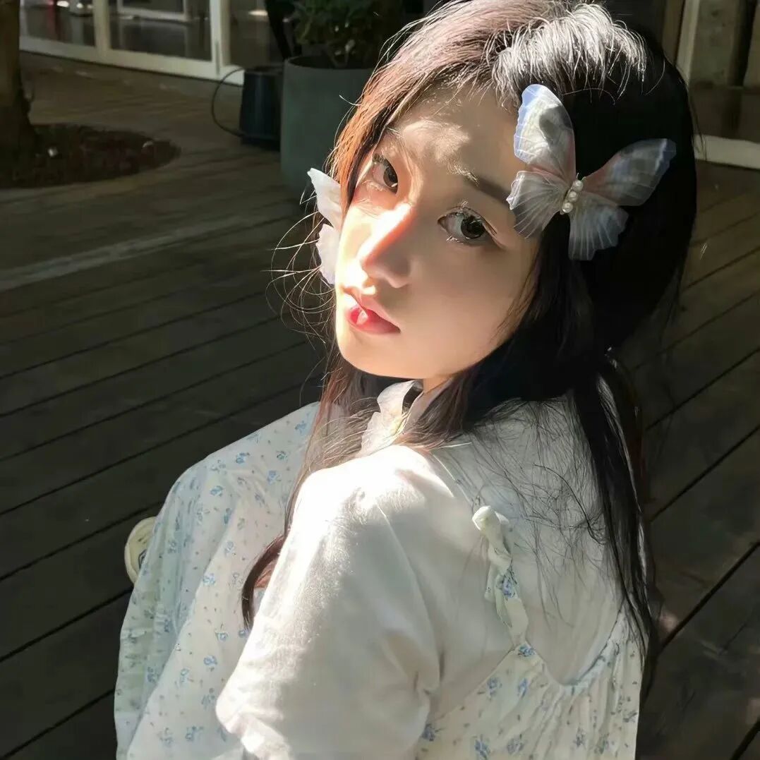 光感女生头像