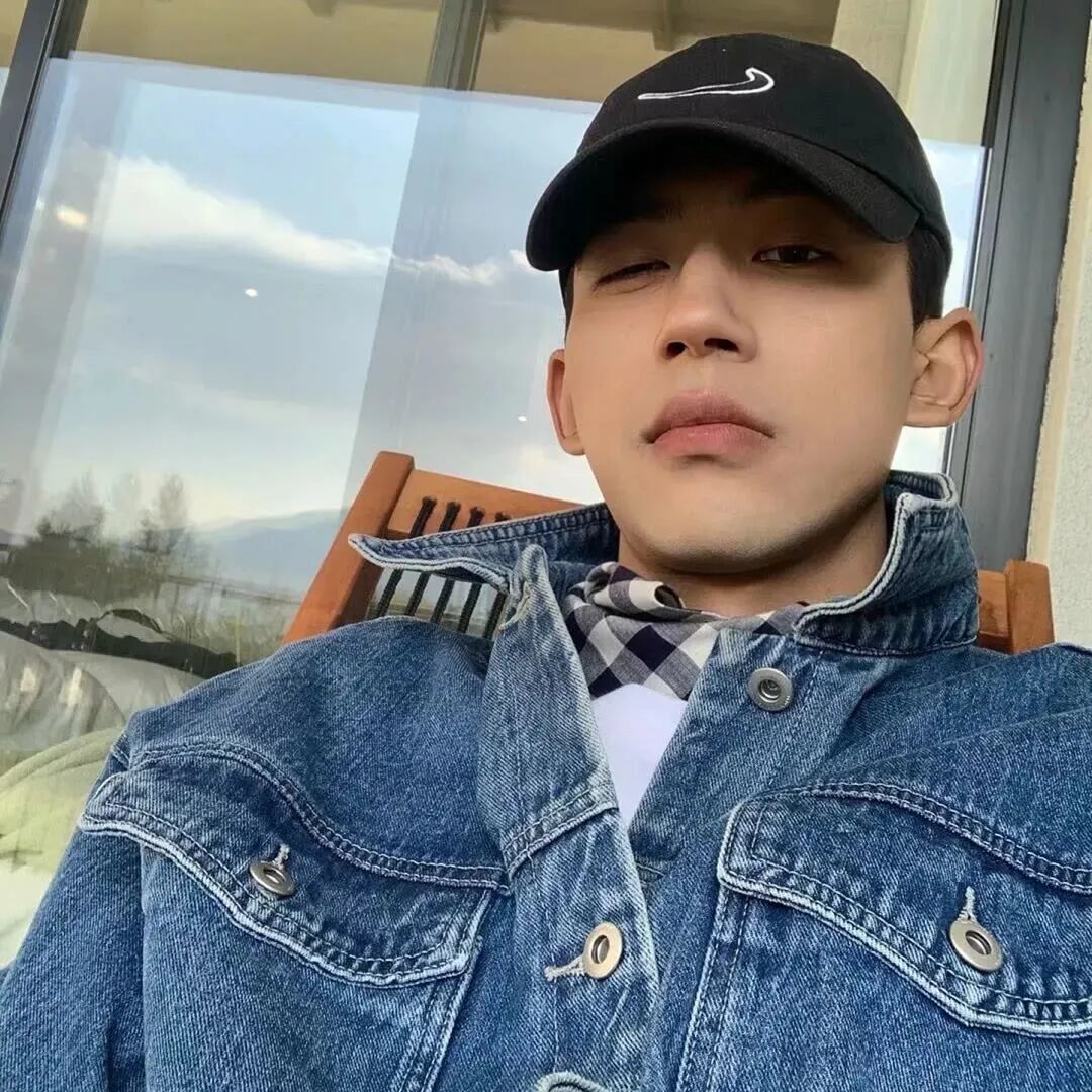 帽子牛仔小众男生头像