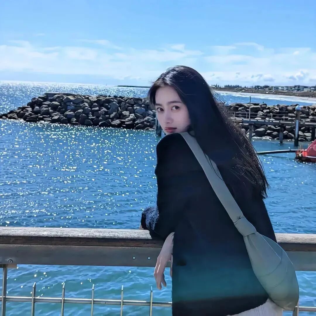 氛围感海边女生头像