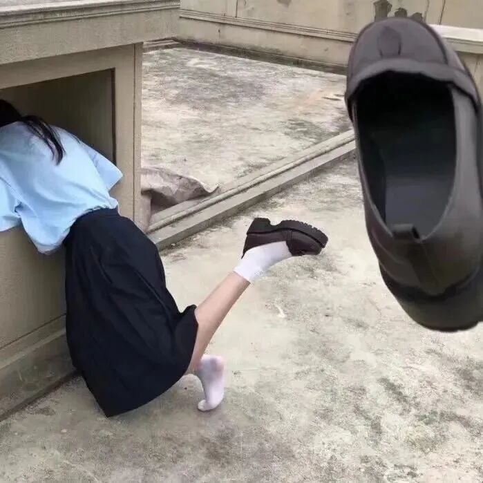 沙雕搞怪不露脸女生头像