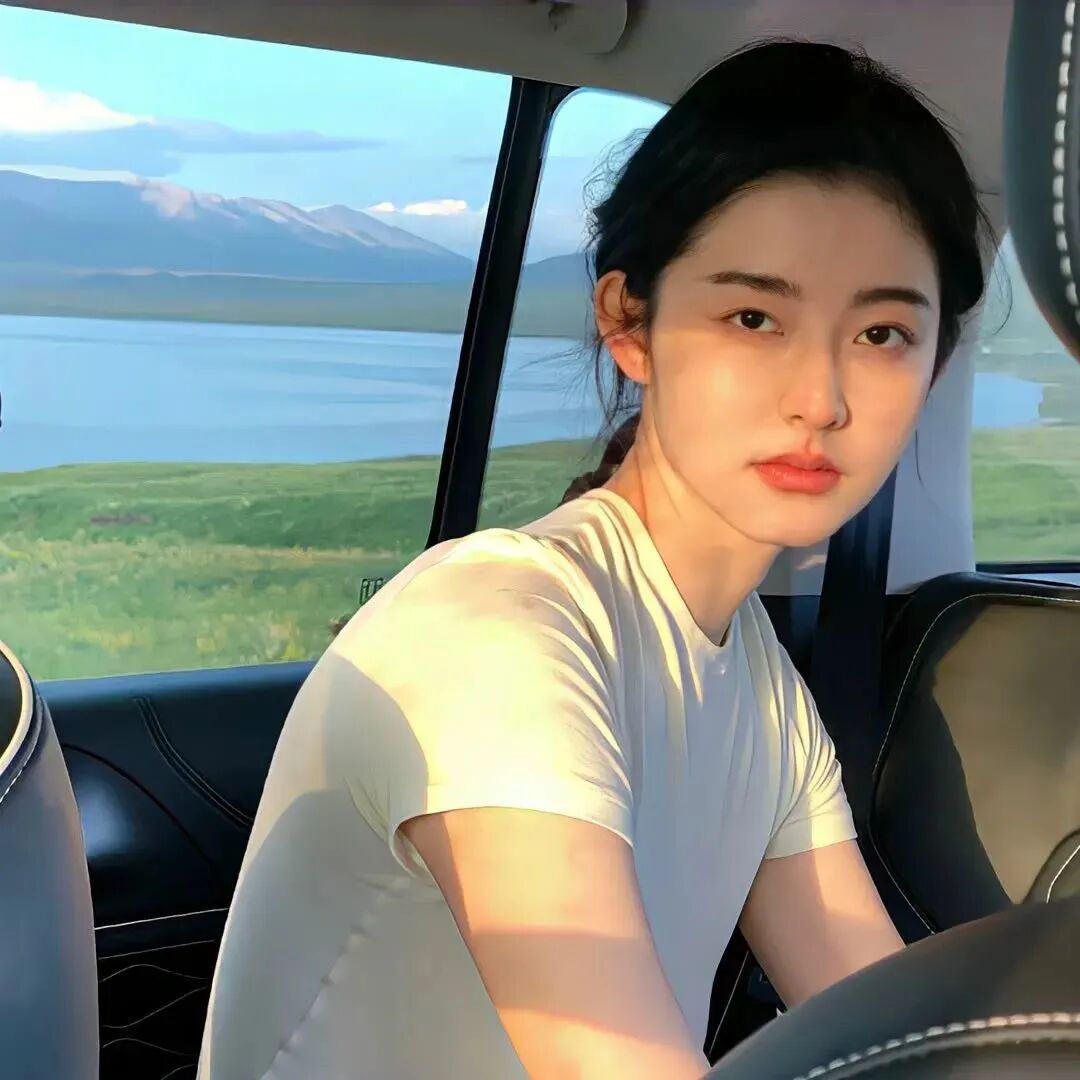 光感女生头像
