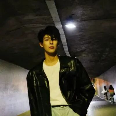 冷酷男生头像