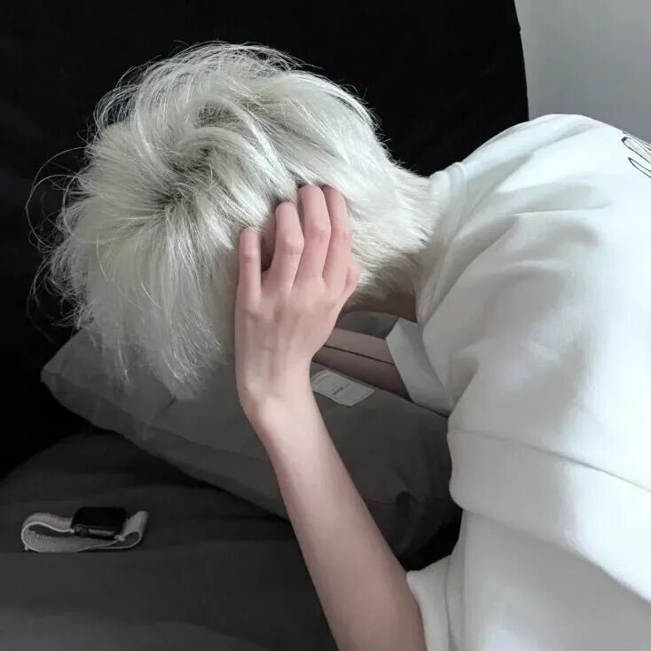 不露脸男生头像