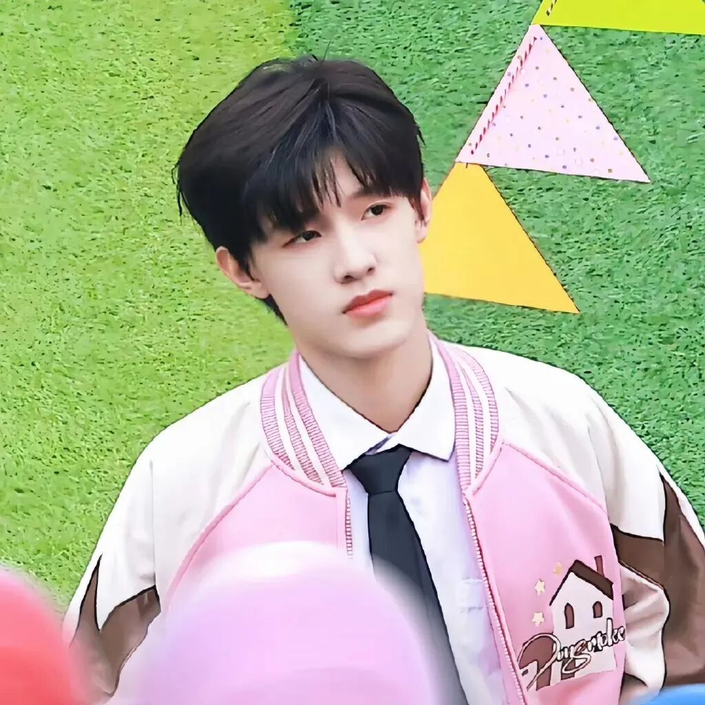 朱志鑫头像男生头像