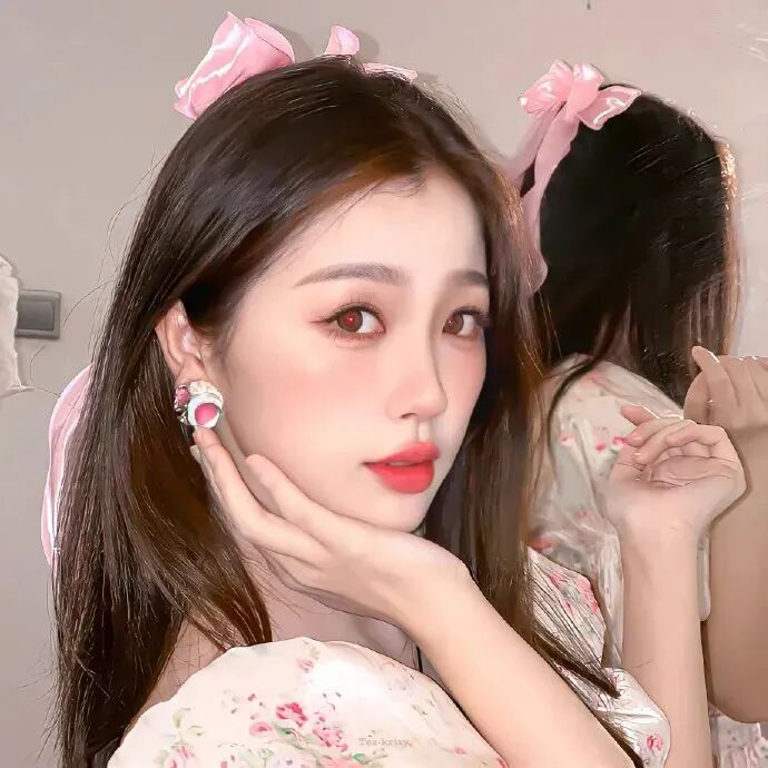 虞书欣女生头像
