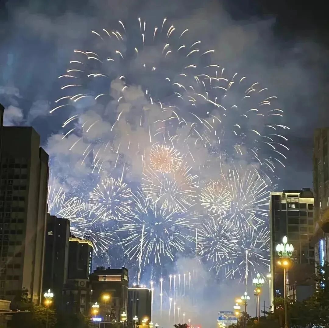烟花背景图