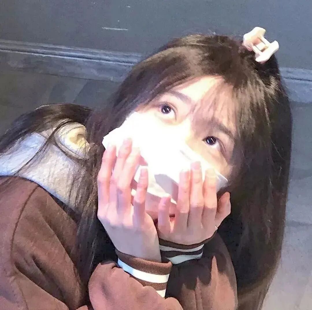 甜美不露脸女生头像