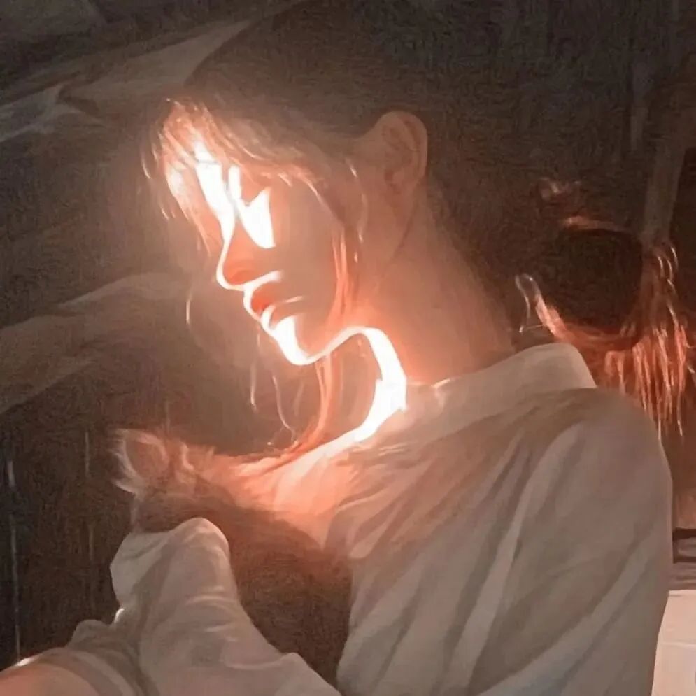 氛围感侧脸女生头像