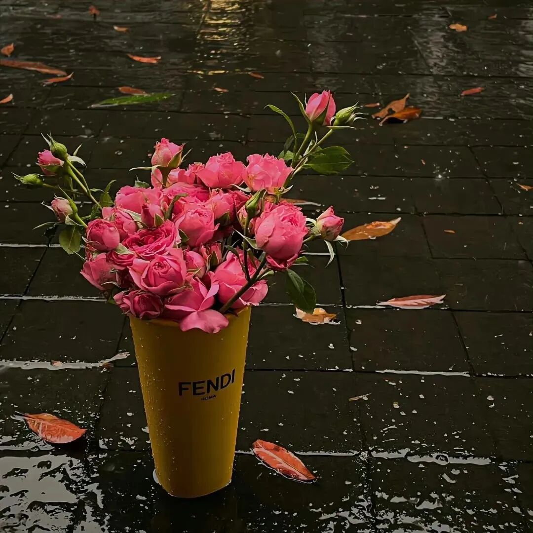 鲜花意境背景图