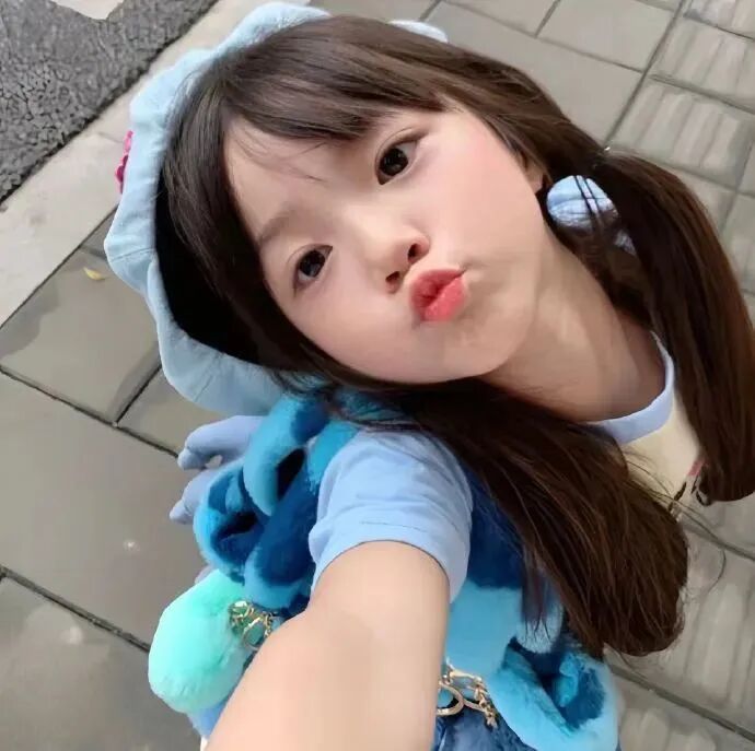 小女孩萌娃头像