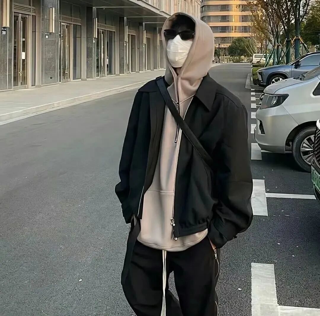 小众酷酷不露脸男生头像