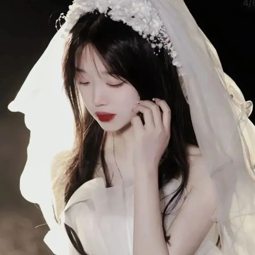 婚纱女生头像