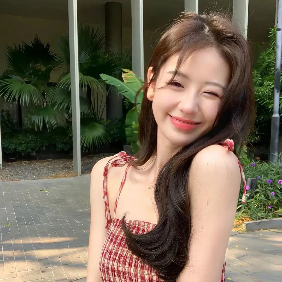 甜美爱笑女生头像
