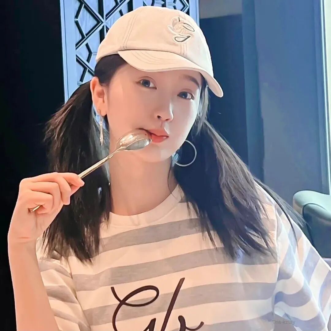 虞书欣头像女生头像