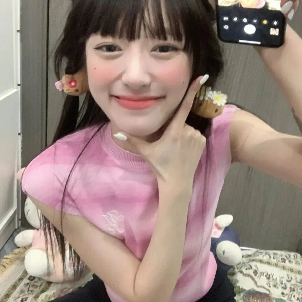 甜美爱笑女生头像