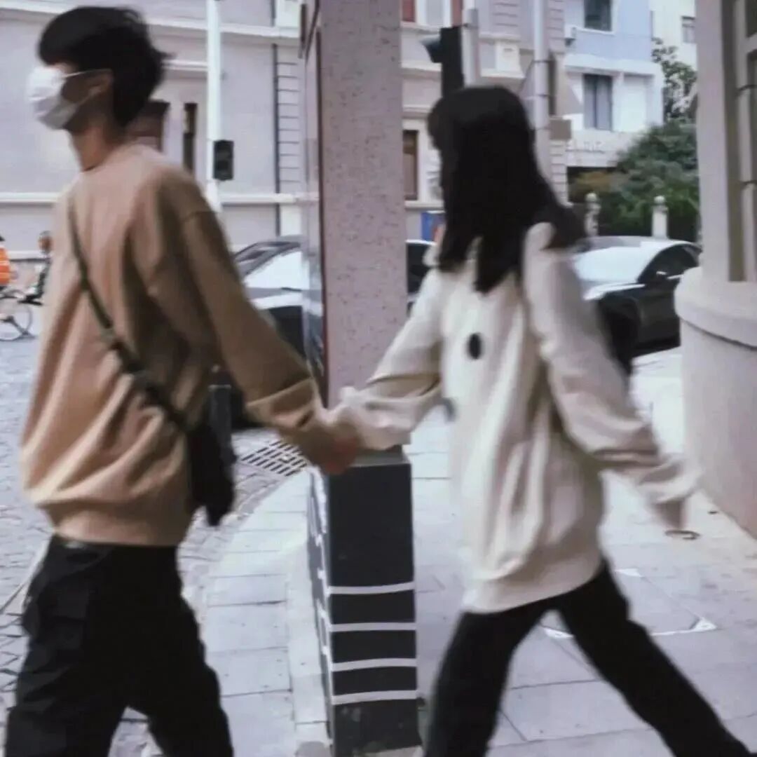 真人情侣头像