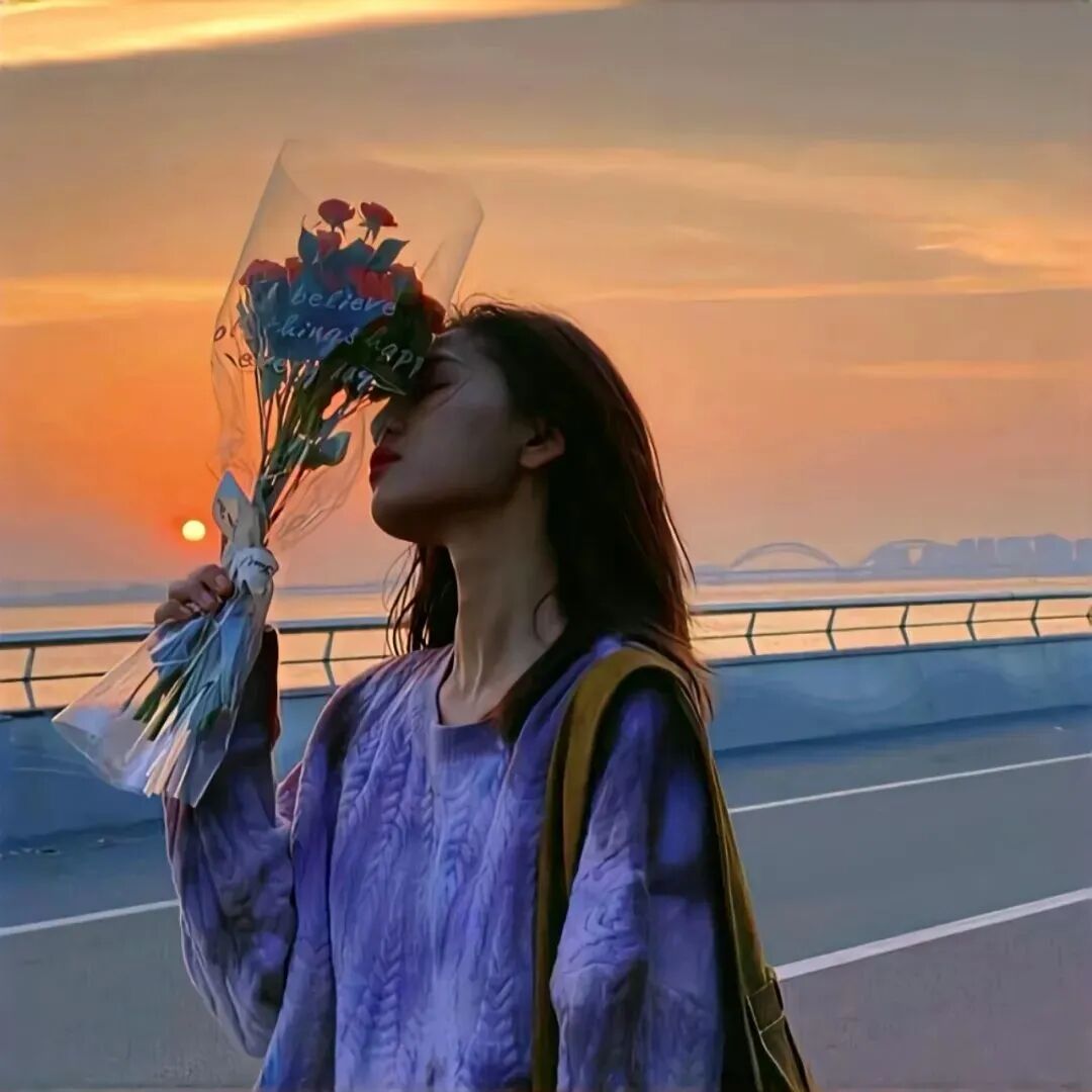 鲜花侧脸日落女生头像