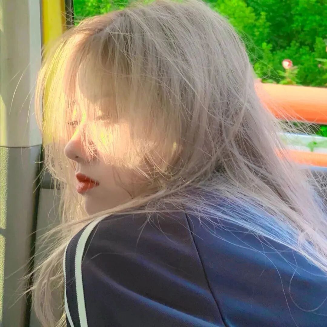 侧脸二人闺蜜头像真人闺蜜头像