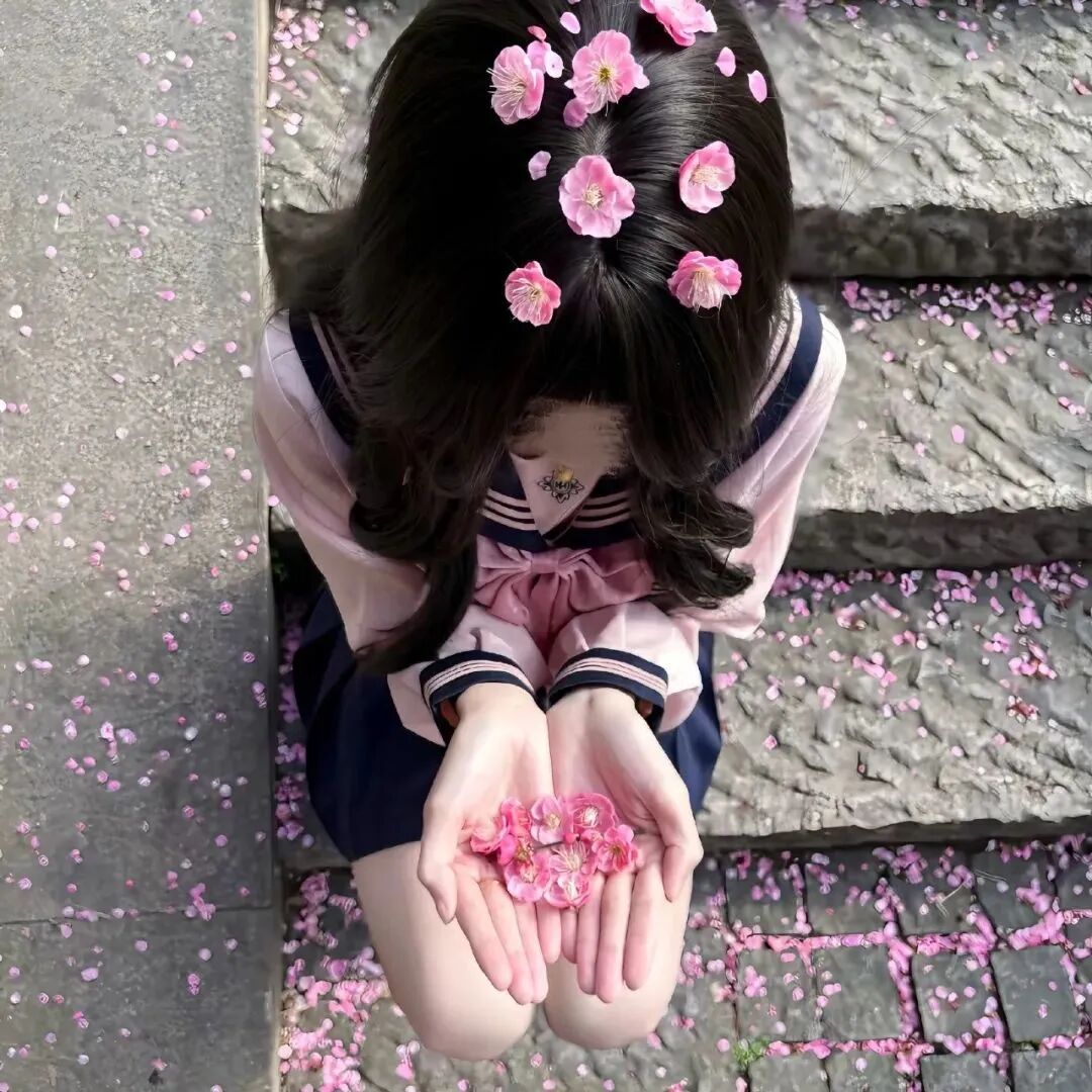 penghuaduoduiyou捧花朵少萝三人闺蜜头像真人闺蜜头像