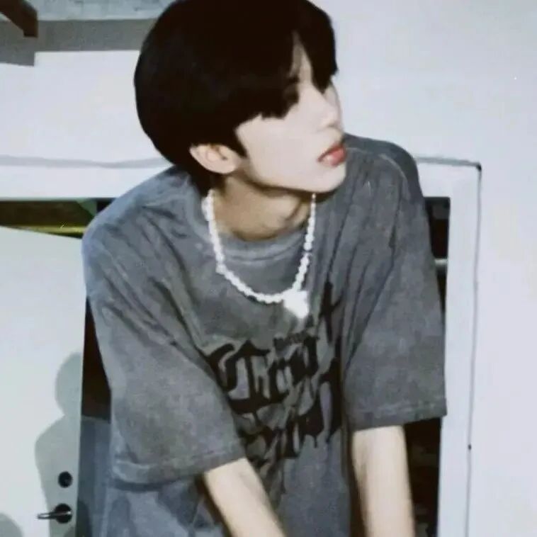 男生 男生头像 男头  侧脸 侧脸头像