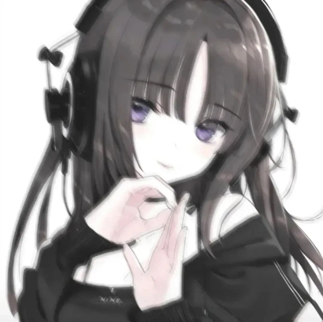 戴耳机呆萌动漫头像女