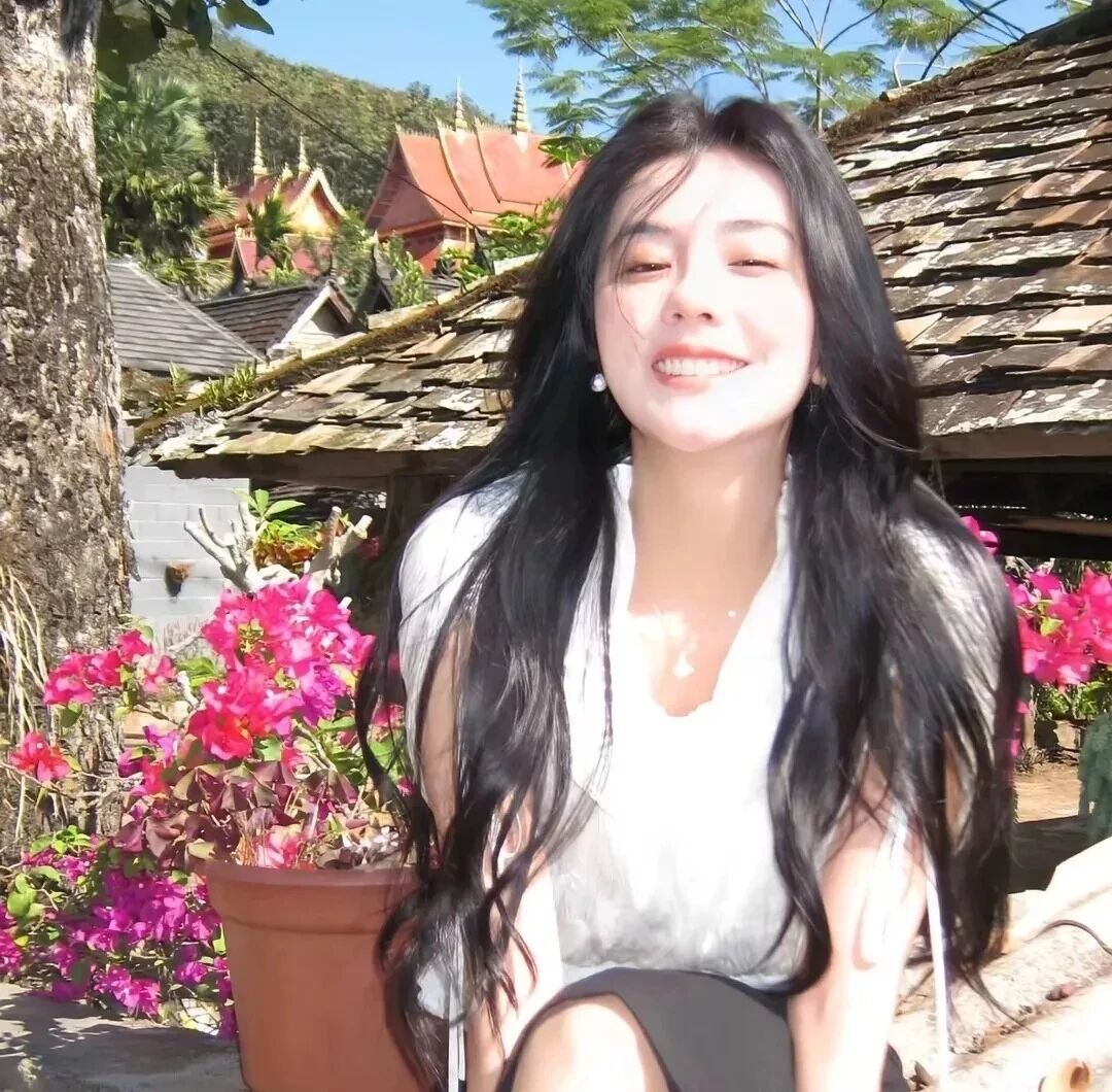 温柔爱笑女生头像