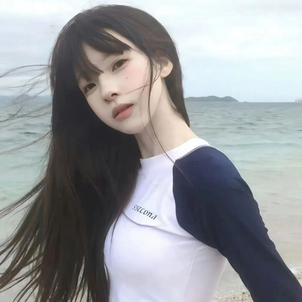 海边纯欲女生头像