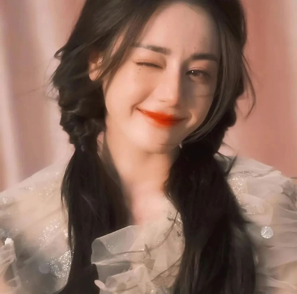 迪丽热巴爱豆甜妹女生头像
