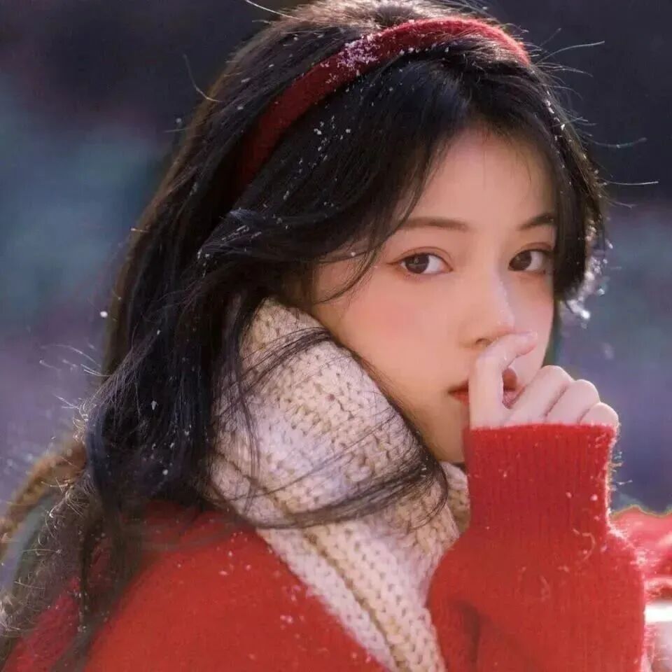 女生 女生头像 女头 新年头像 新年  新年女头 新年女生头像 侧脸 侧脸头像