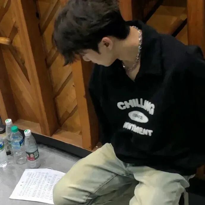 男生 男生头像 男头 侧脸 侧脸头像