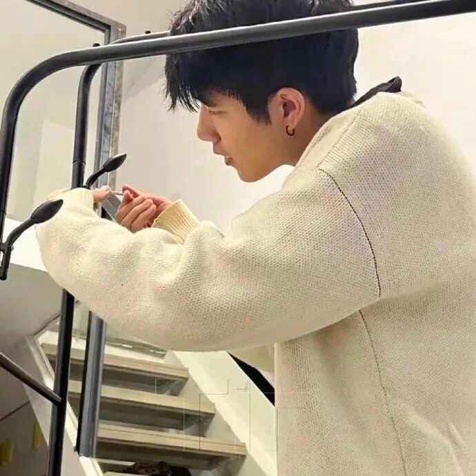 男生 男生头像 男头  侧脸 侧脸头像