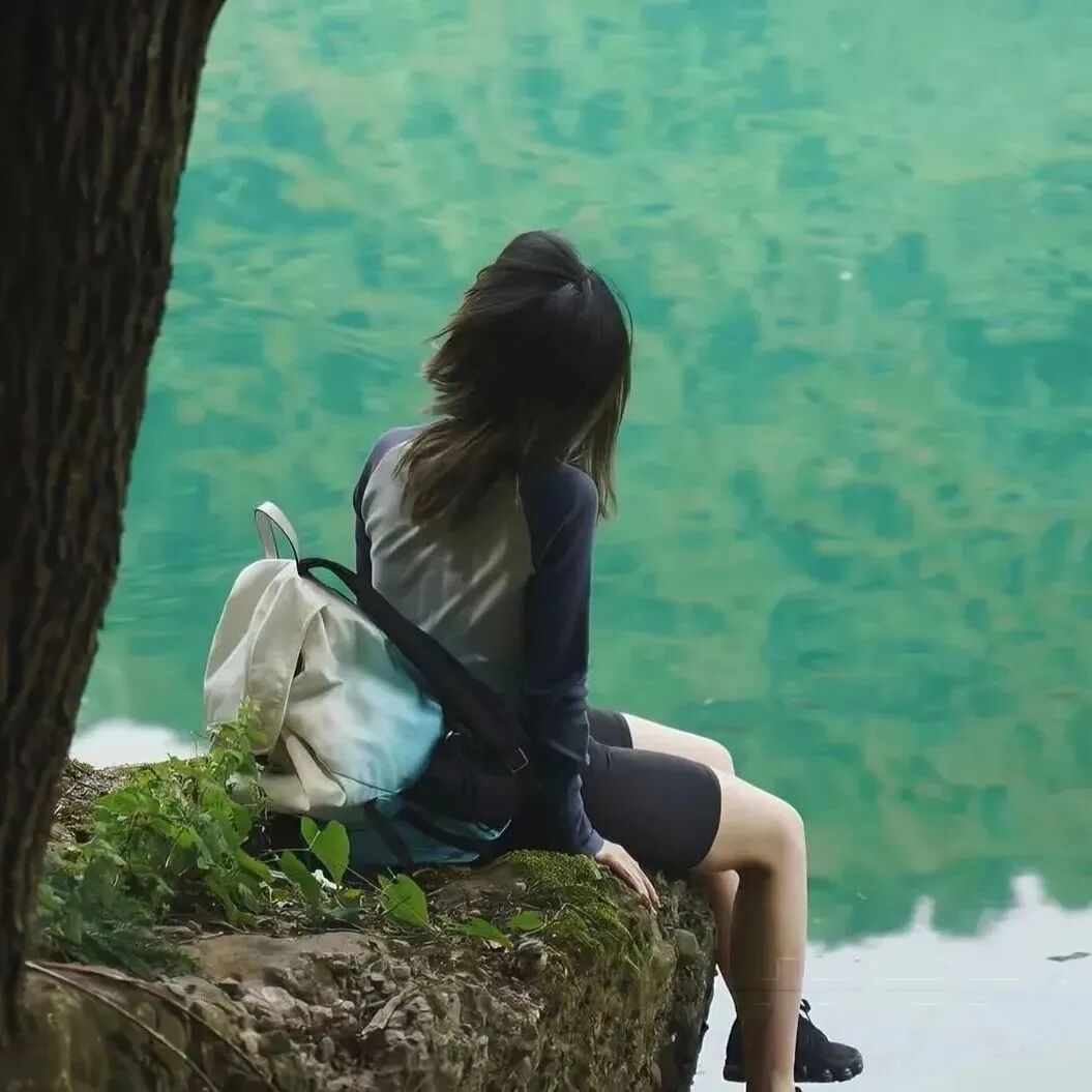 小清新不露脸女生头像