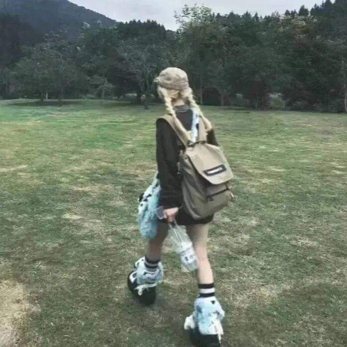 不露脸小众女生头像