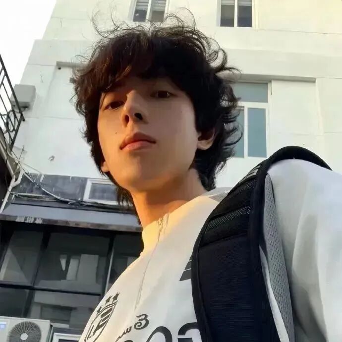 帅气男生头像