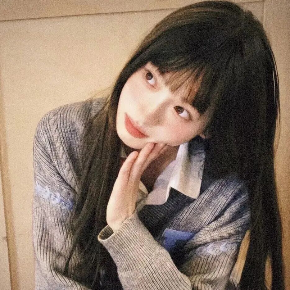 清冷女生头像