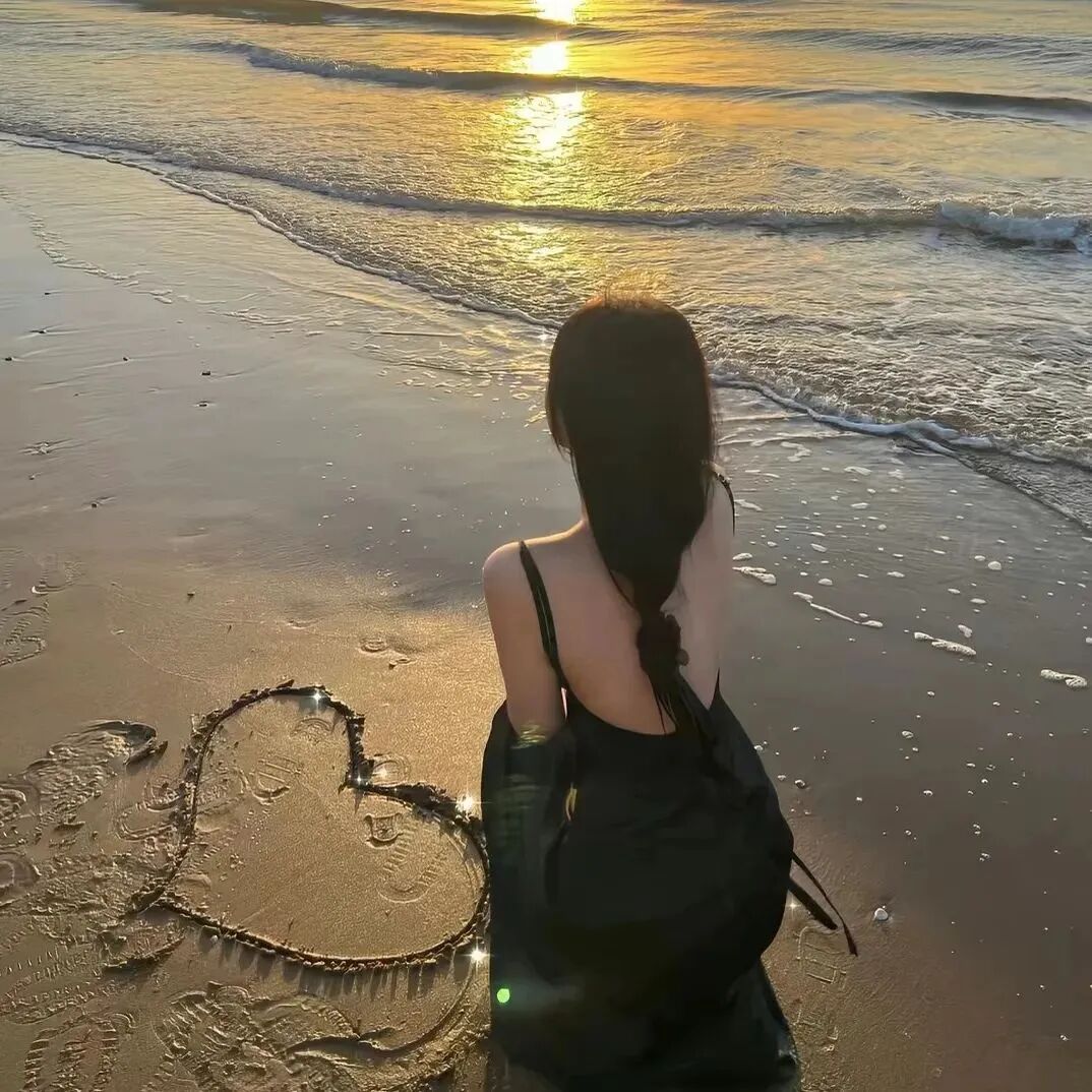 海边氛围感不露脸女生头像