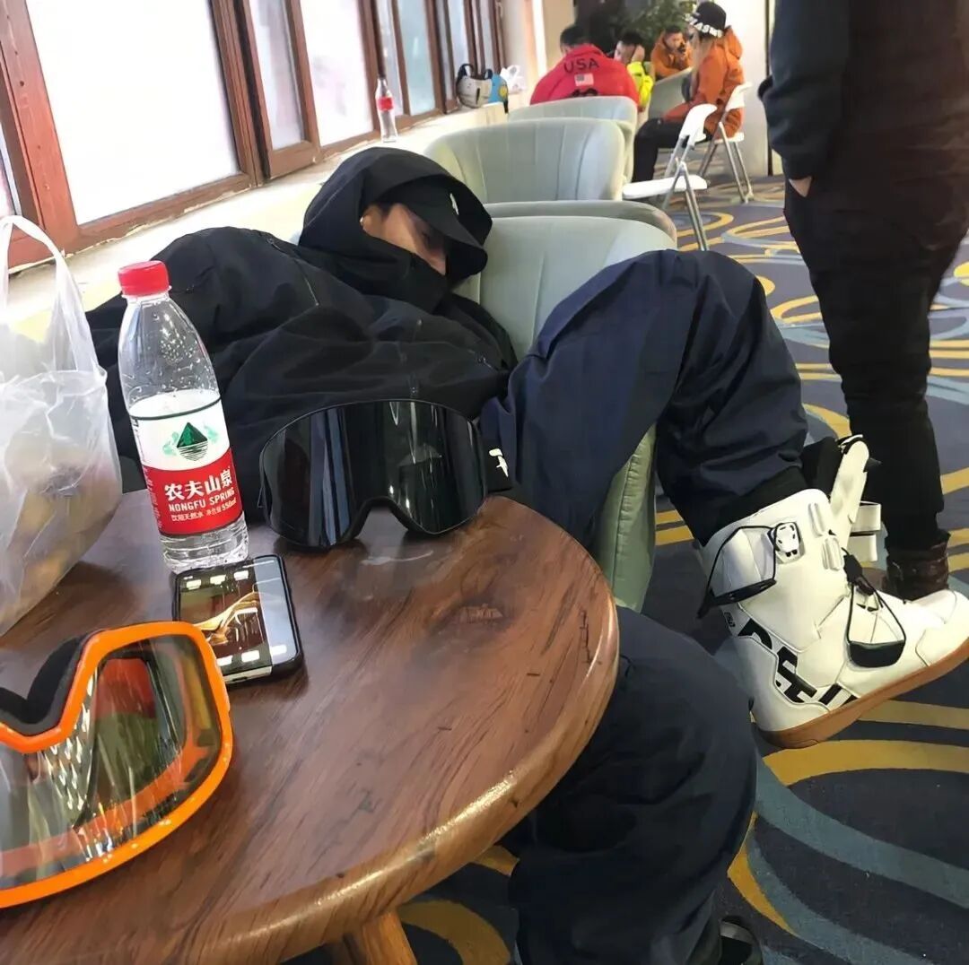 小众不露脸男生头像