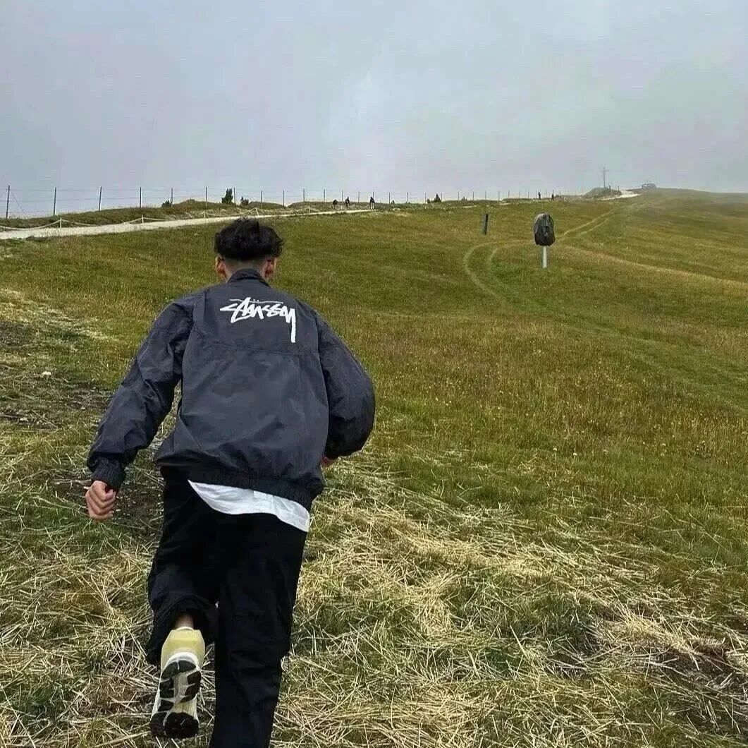 小清新不露脸男生头像