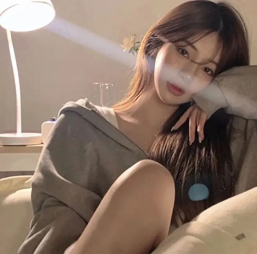 纯欲女生头像