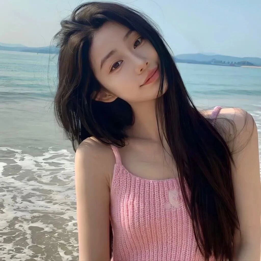 海边温柔女生头像