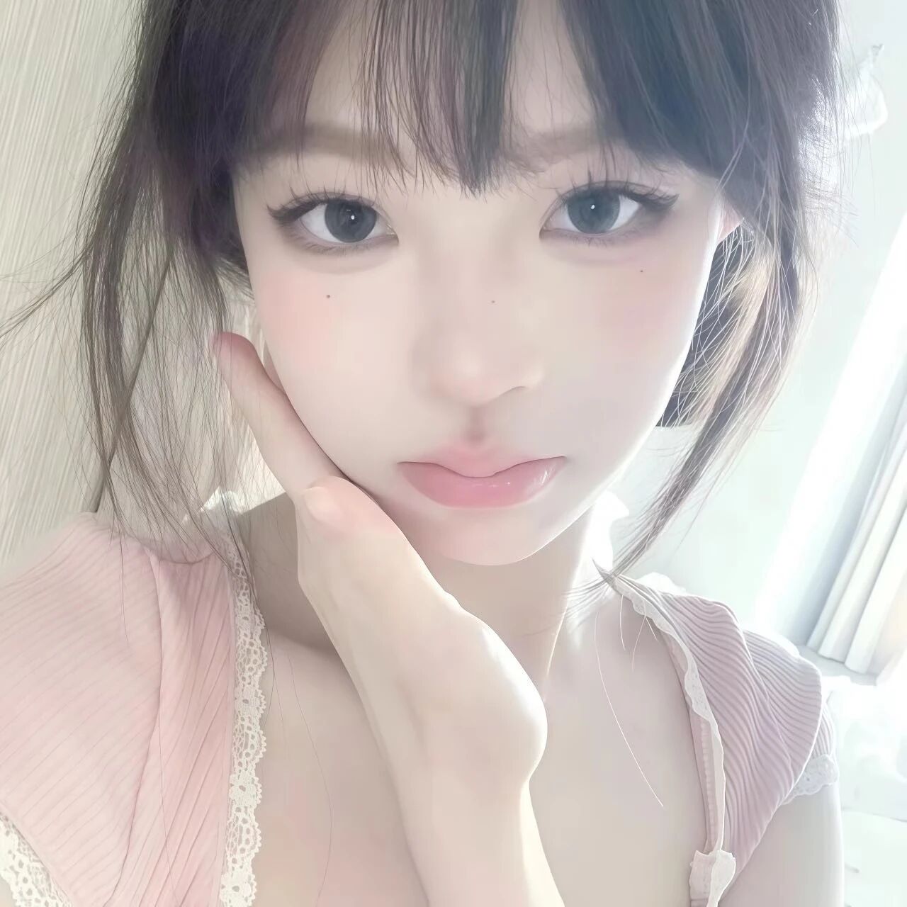 怼脸纯欲女生头像