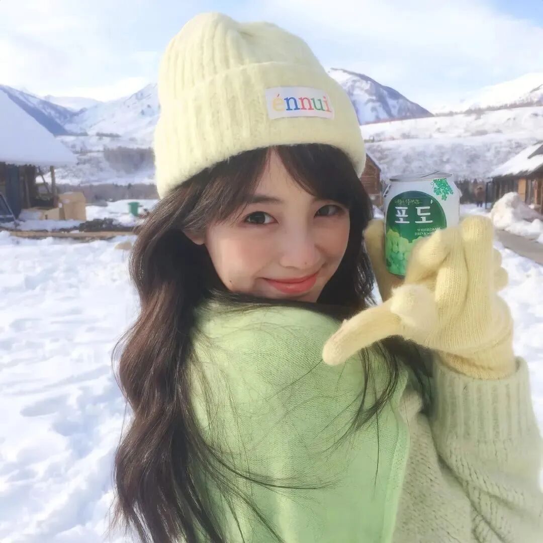 冬天小众女生头像